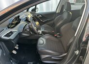 Peugeot 208 Hatchback 1,2 l 81 kw
