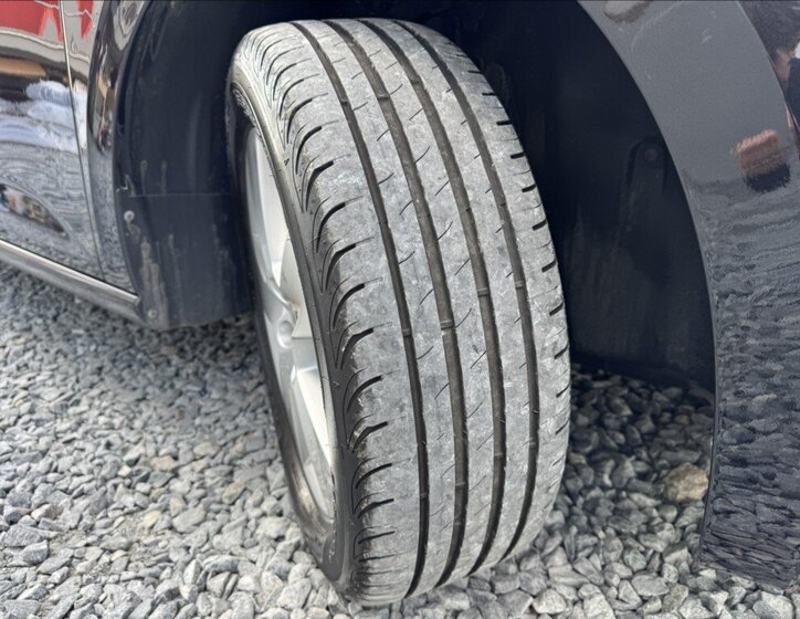 Škoda Scala Hatchback 1,5 l 110 kw