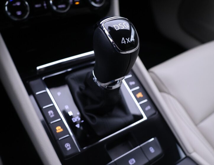 Škoda Superb Liftback 2,0 l 147 kw