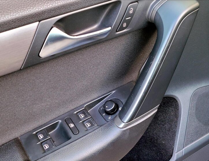 Volkswagen Passat Kombi 1,4 l 90 kw