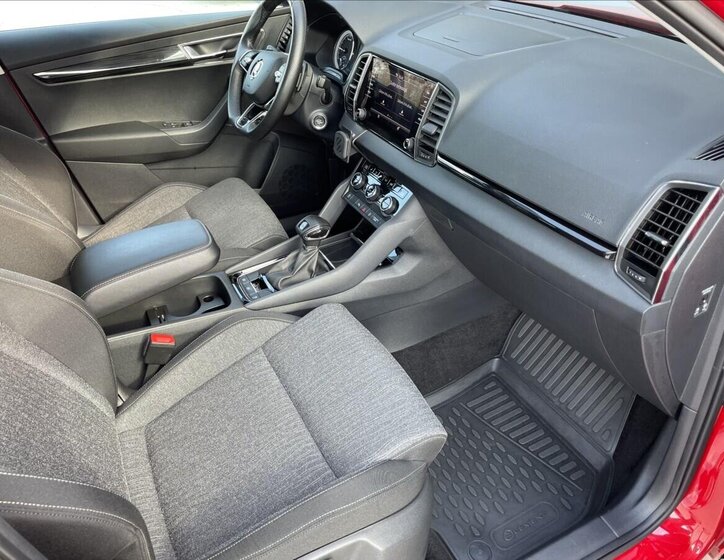 Škoda Karoq SUV / Terénní 2,0 l 110 kw