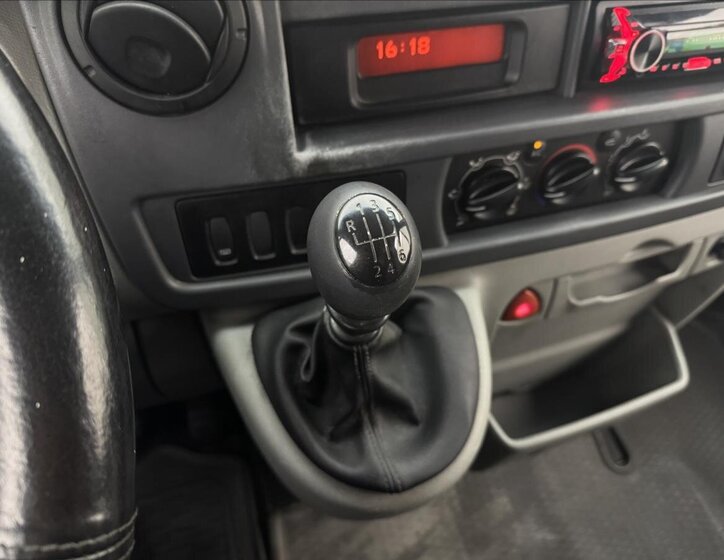 Renault Master Skříň 2,5 l 74 kw