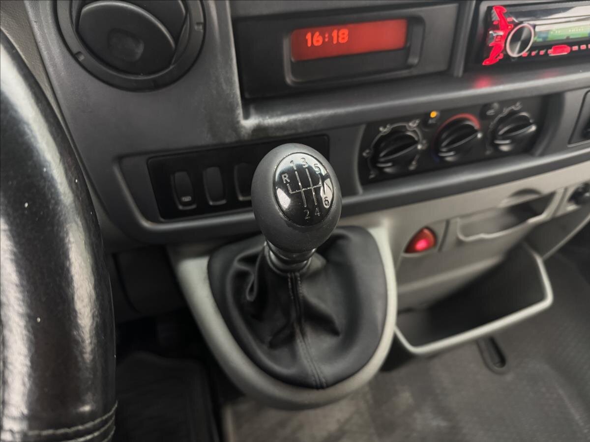 Renault Master Skříň 2,5 l 74 kw