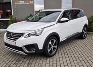 Peugeot 5008 MPV 1,2 l 96 kw