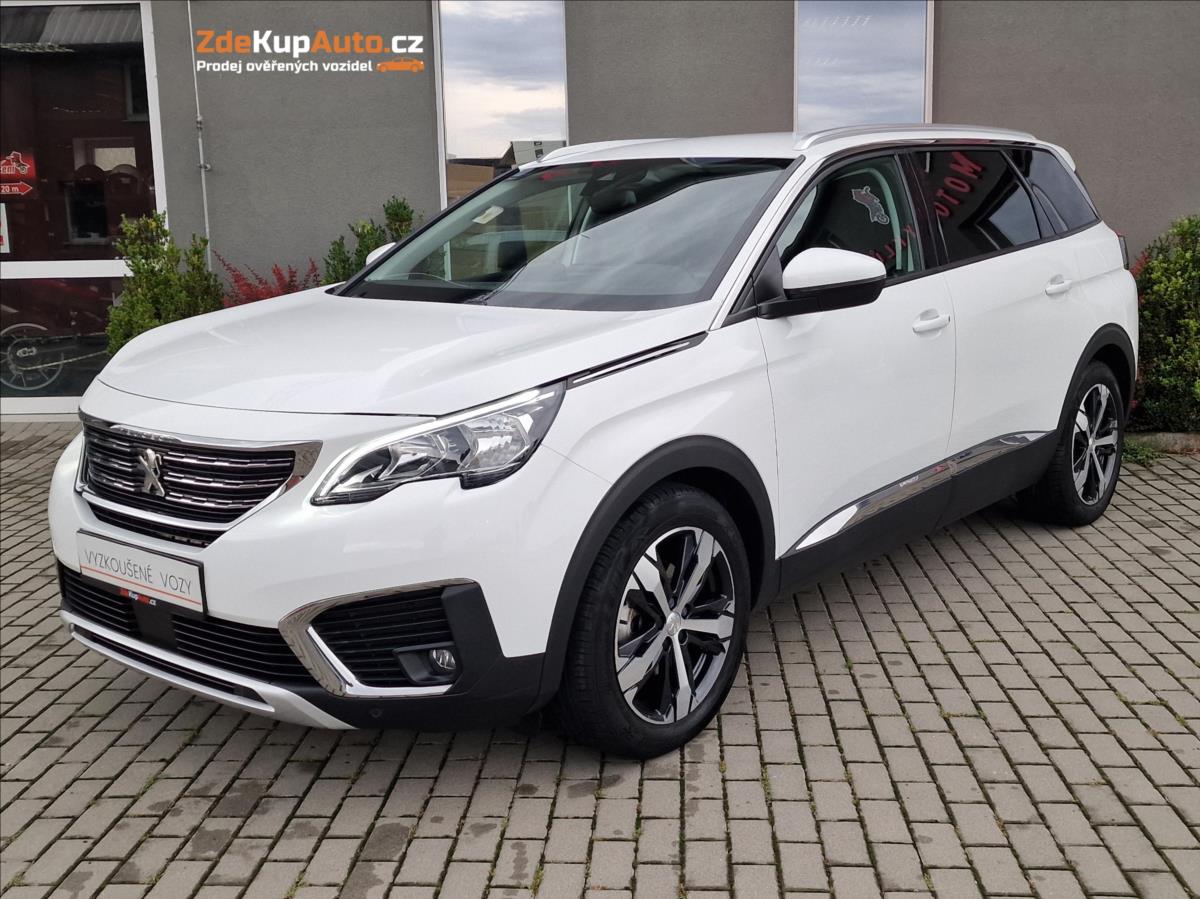 Peugeot 5008 MPV 1,2 l 96 kw