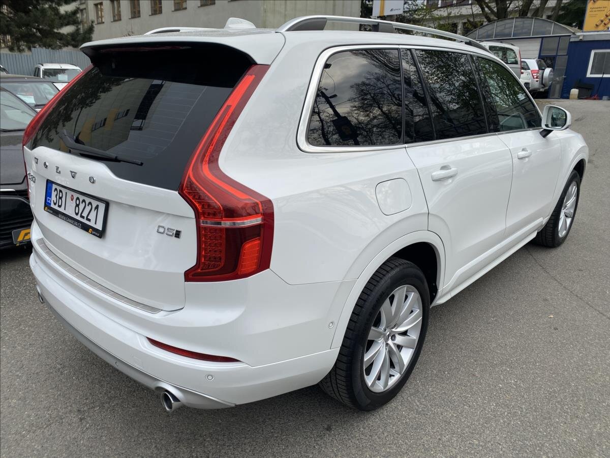 Volvo XC90 SUV / Terénní 2,0 l 173 kw