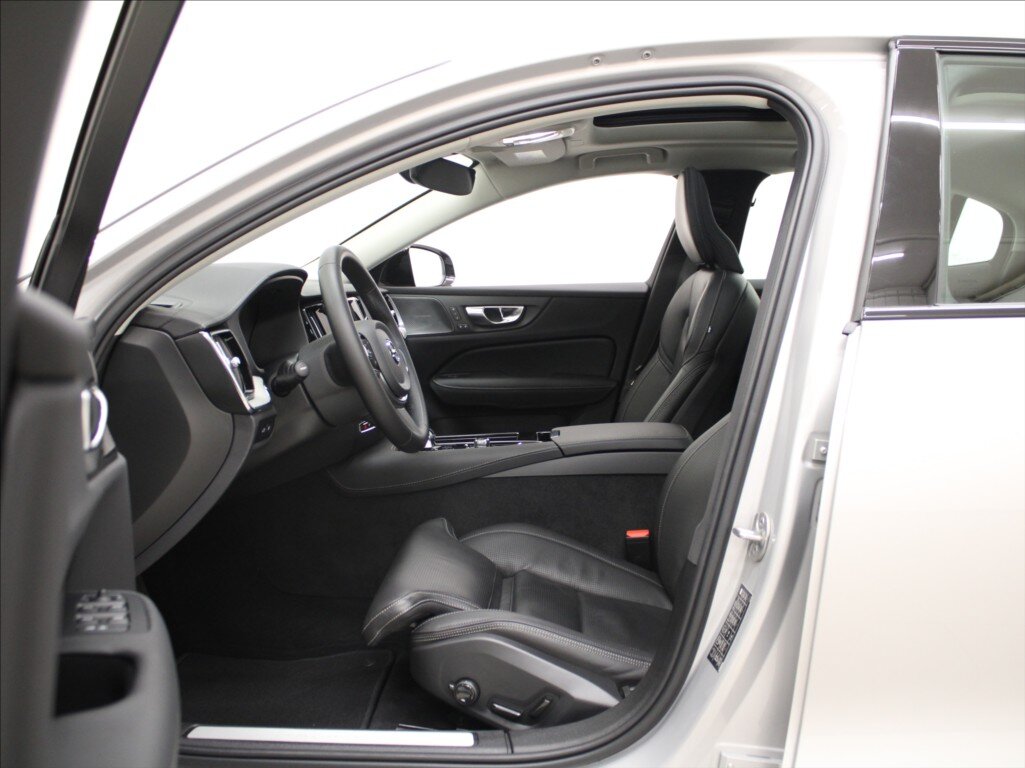 Volvo S60 Sedan / Limuzína 2,0 l 335 kw