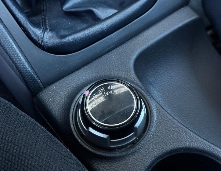 Mitsubishi L200 Pick-up 2,4 l 113 kw