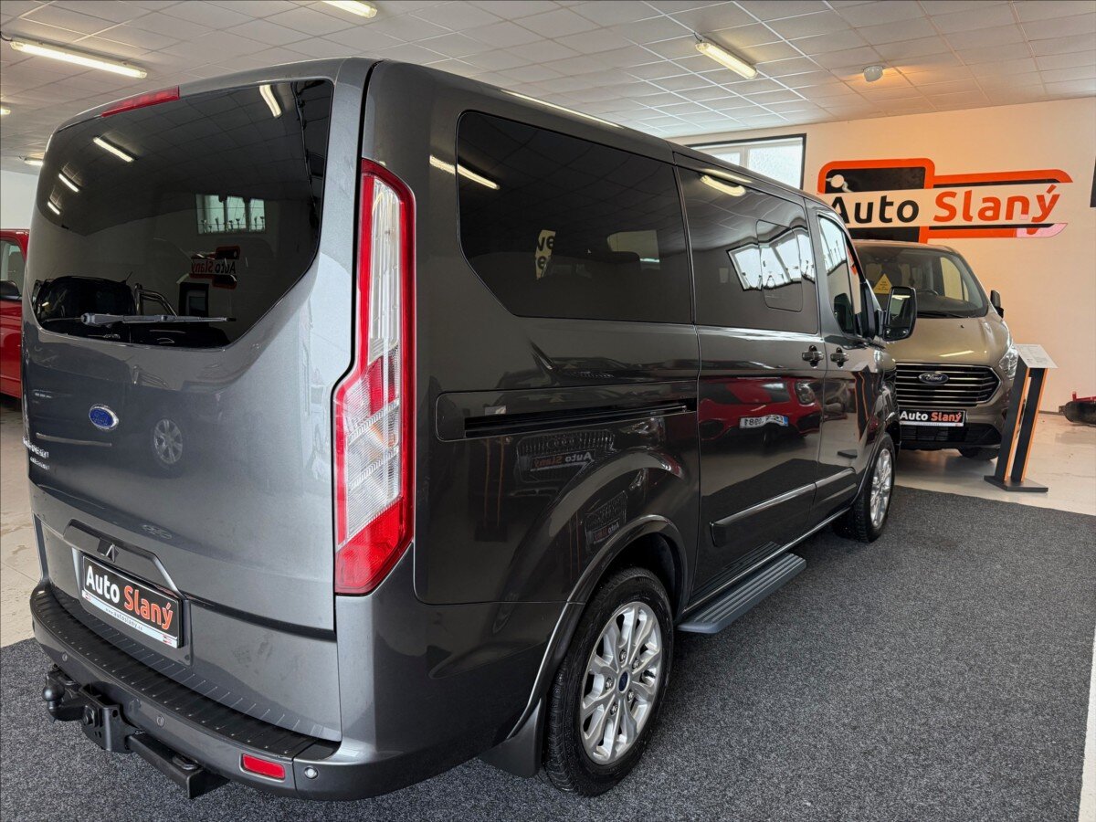 Ford Tourneo Custom
