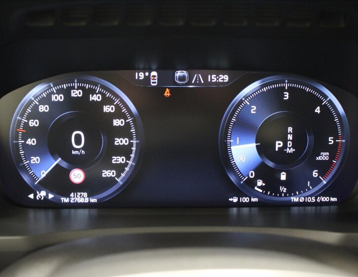 Volvo XC90 SUV 2,0 l 173 kw