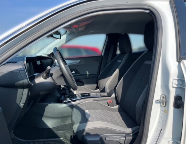 Opel Combo SUV / Terénní 1,5 l 81 kw