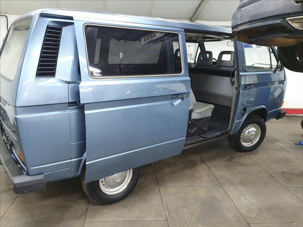 Volkswagen Caravelle