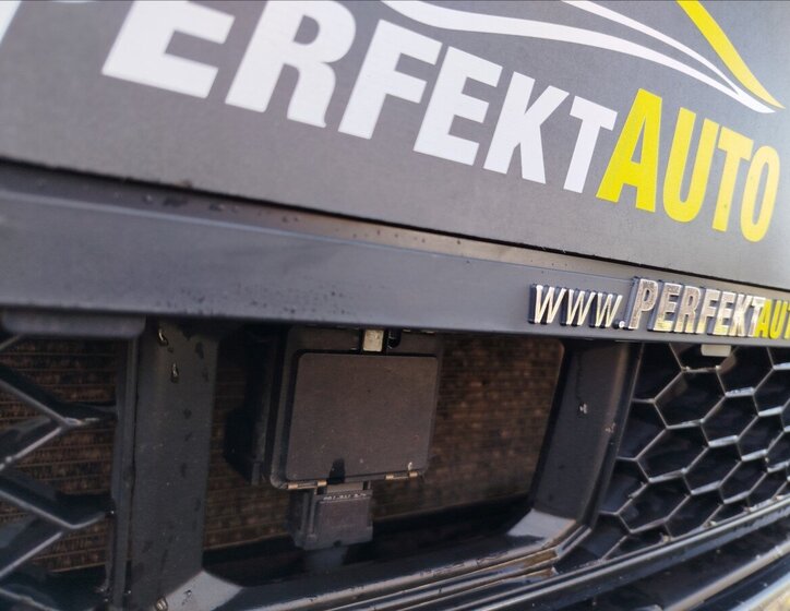 Volkswagen Golf Kombi 2,0 l 135 kw