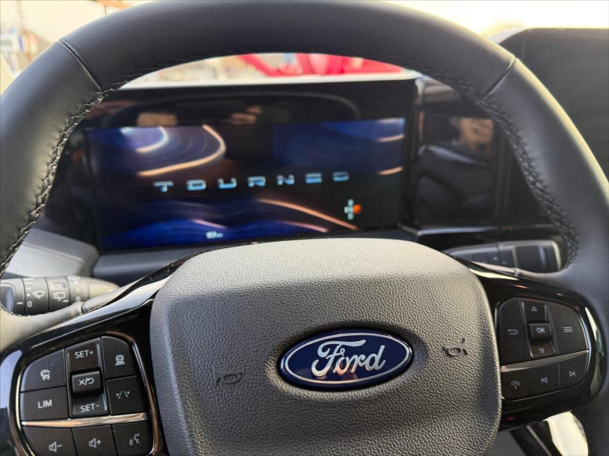 Ford Tourneo Custom Kombi 2,0 l 125 kw