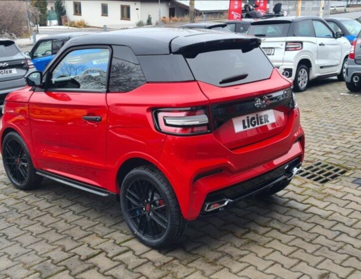Ligier JS 50 Hatchback 0,0 6 kw