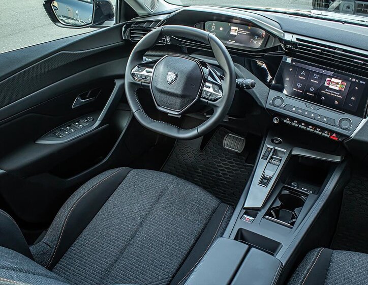 Peugeot 308 Kombi 1,2 l 107 kw