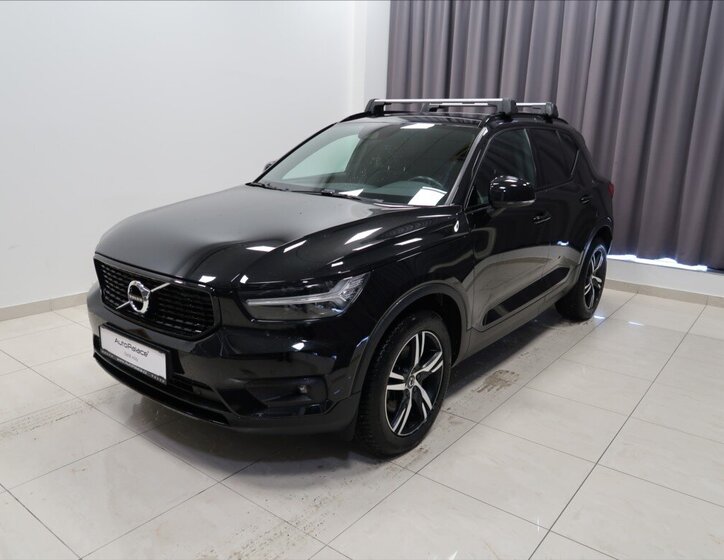 Volvo XC40 1