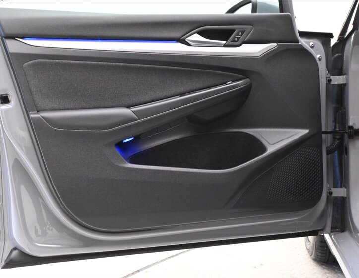 Volkswagen Golf Kombi 2,0 l 110 kw