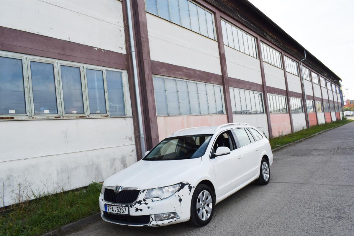 Škoda Superb