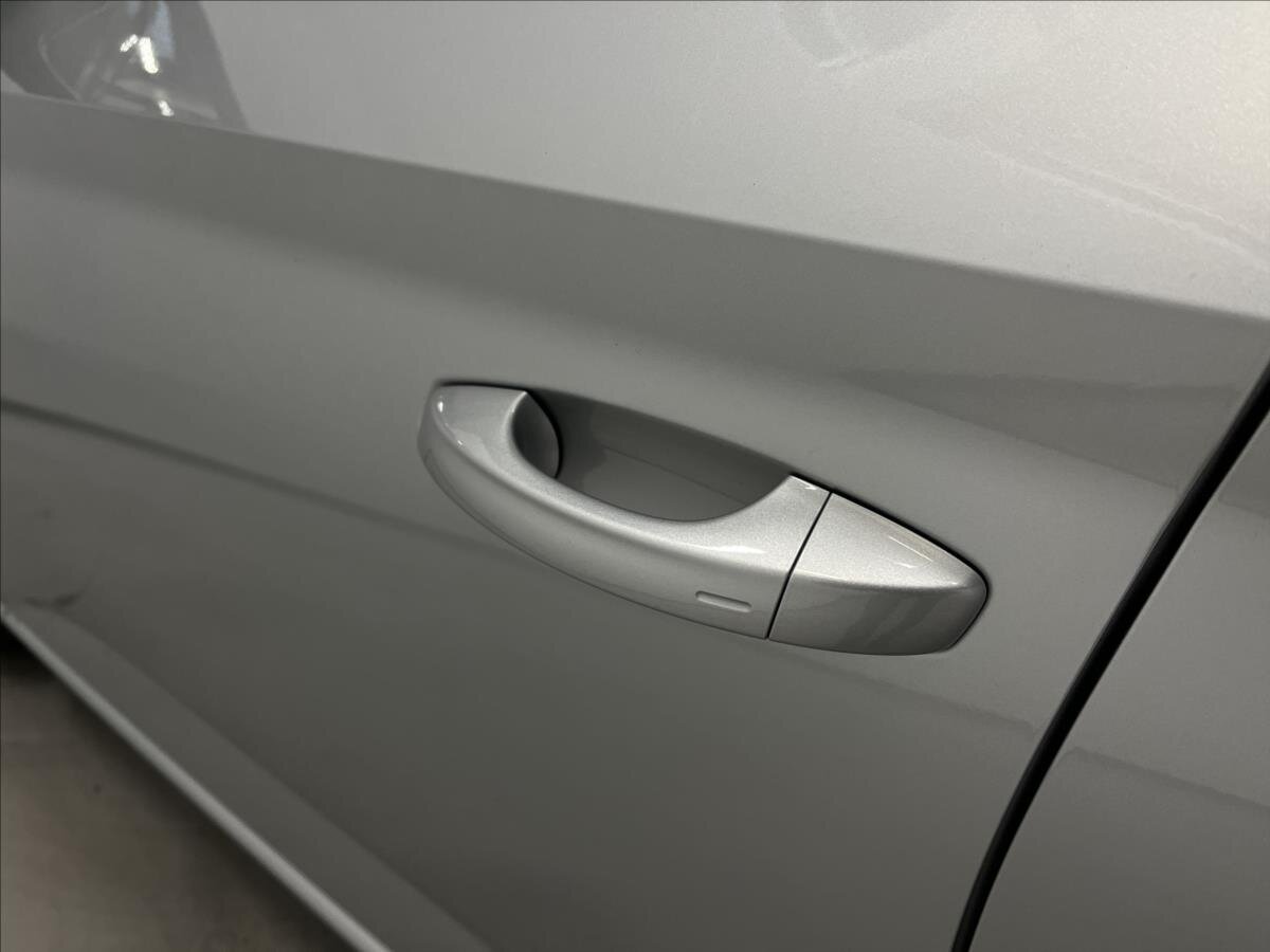 Škoda Scala Hatchback 1,5 l 110 kw