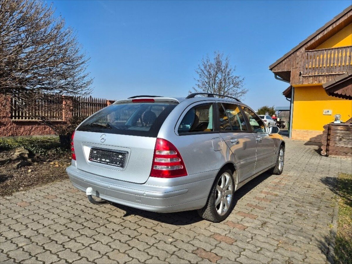 Mercedes-Benz Třídy C Kombi 0,0 0