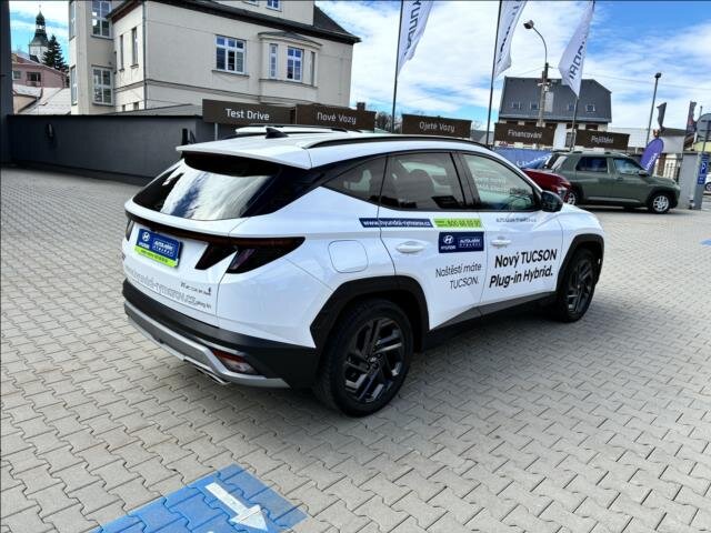 Hyundai Tucson SUV / Terénní 1,6 l 186 kw
