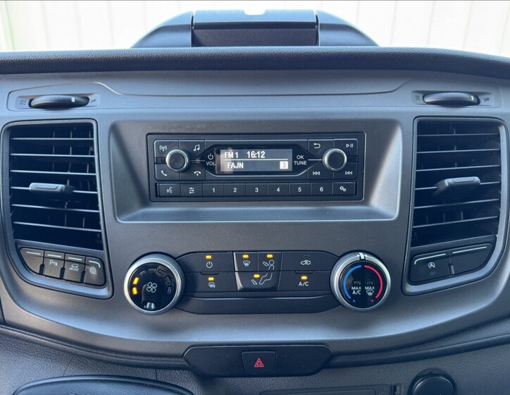 Ford Transit Custom Skříň 2,0 l 77 kw