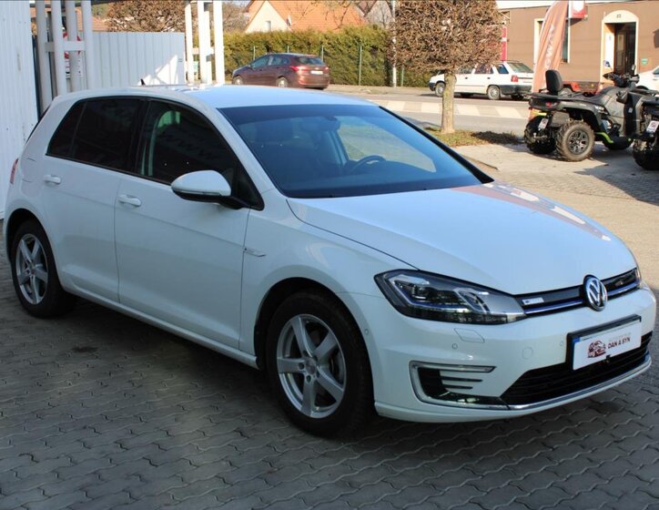 Volkswagen e-Golf Hatchback 0,0 100 kw