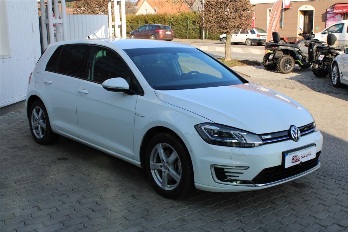 Volkswagen e-Golf Hatchback 0,0 100 kw