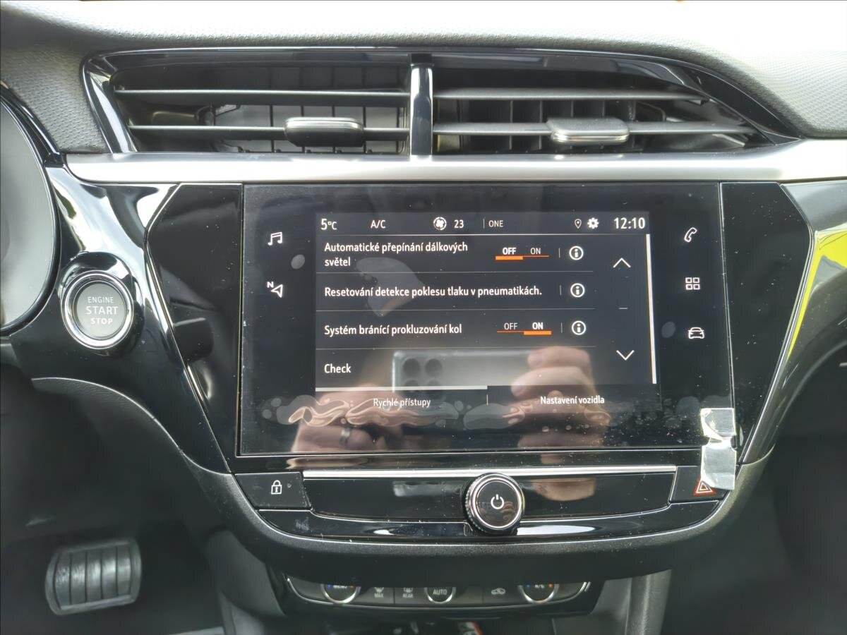 Opel Corsa Hatchback 0,0 100 kw