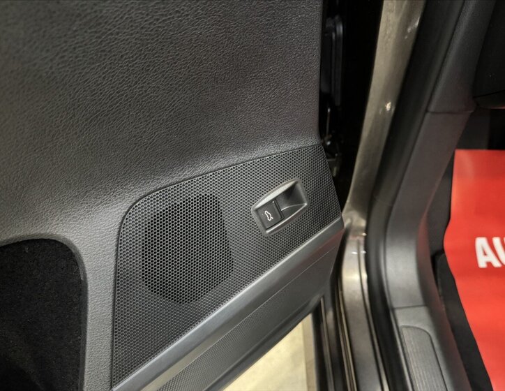 Volkswagen Passat Kombi 2,0 l 103 kw