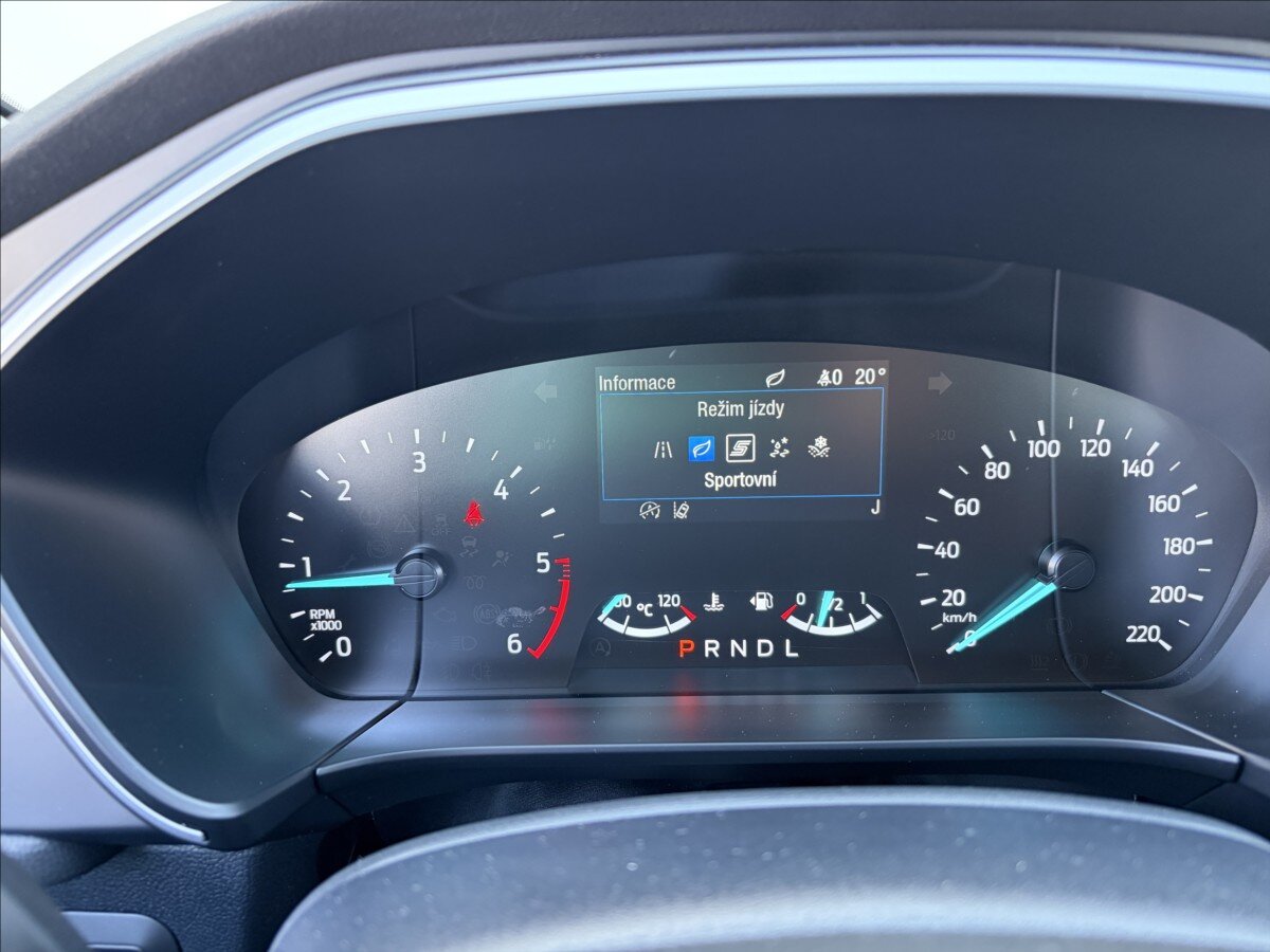 Ford Kuga Kombi 2,0 l 140 kw