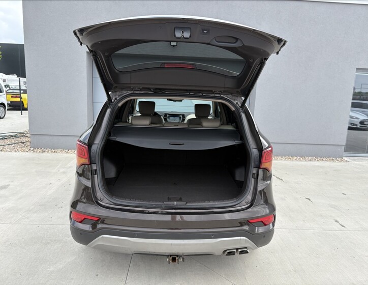 Hyundai Santa Fe 27