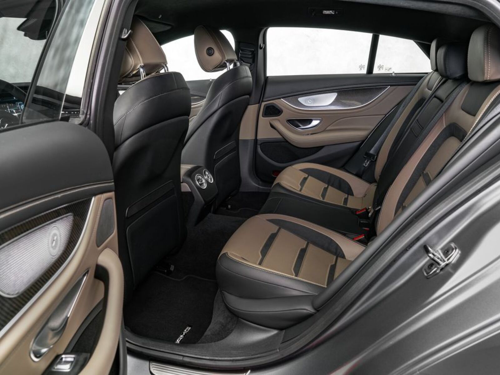 Mercedes-Benz AMG GT 15