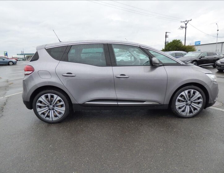 Renault Scénic MPV 1,5 l 81 kw