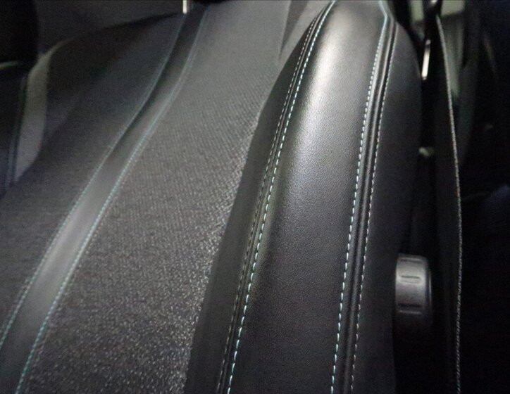 Peugeot 308 Kombi 1,2 l 96 kw