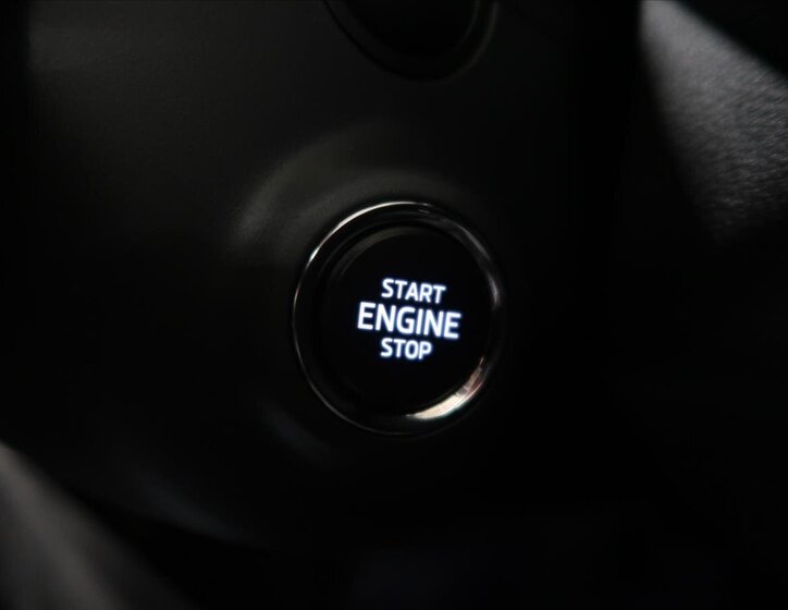 Škoda Octavia Sedan / Limuzína 1,5 l 110 kw