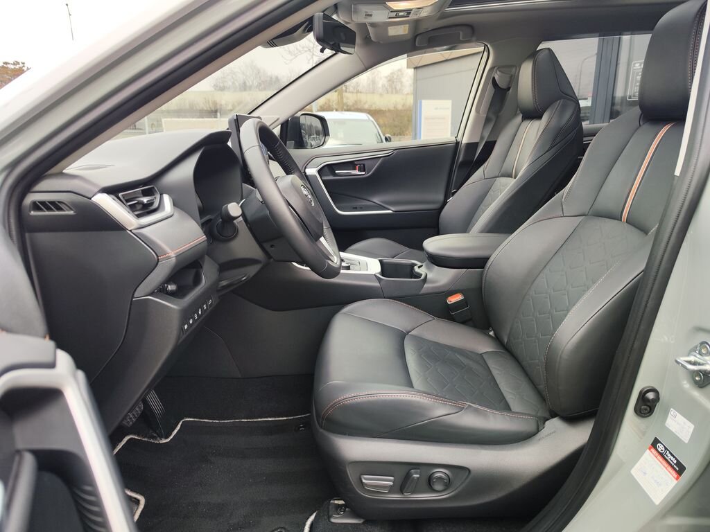 Toyota RAV4 Kombi 2,5 l 131 kw