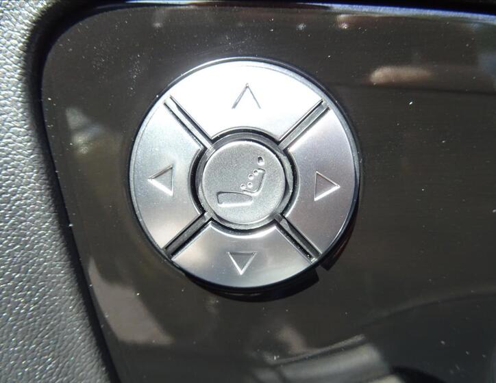 Dongfeng T5 EVO EV 13