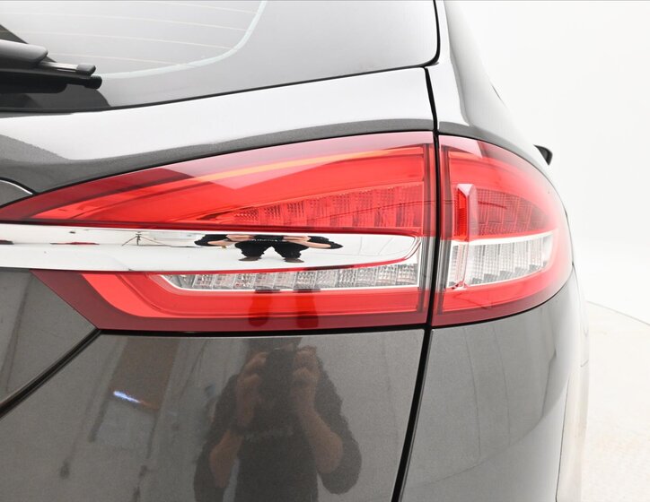 Ford Mondeo Kombi 2,0 l 110 kw