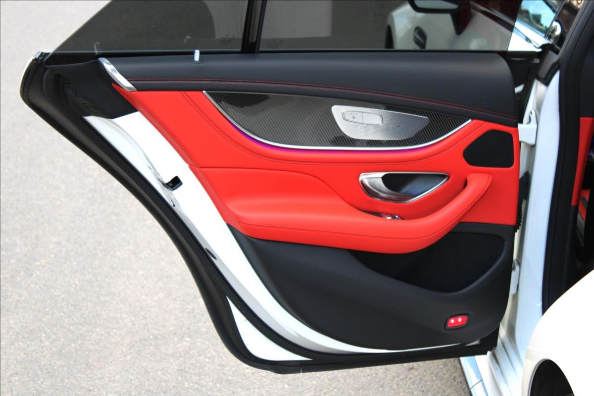 Mercedes-Benz AMG GT Kombi 4,0 l 430 kw