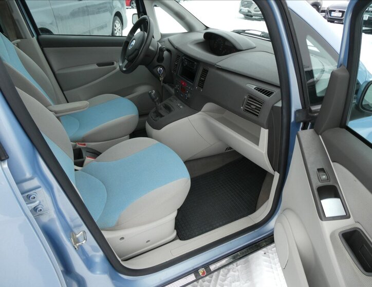 Fiat Idea Hatchback 1,4 l 70 kw