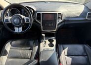 Jeep Grand Cherokee 9