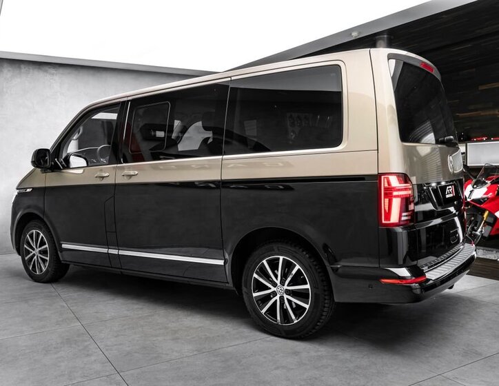 Volkswagen Multivan 7