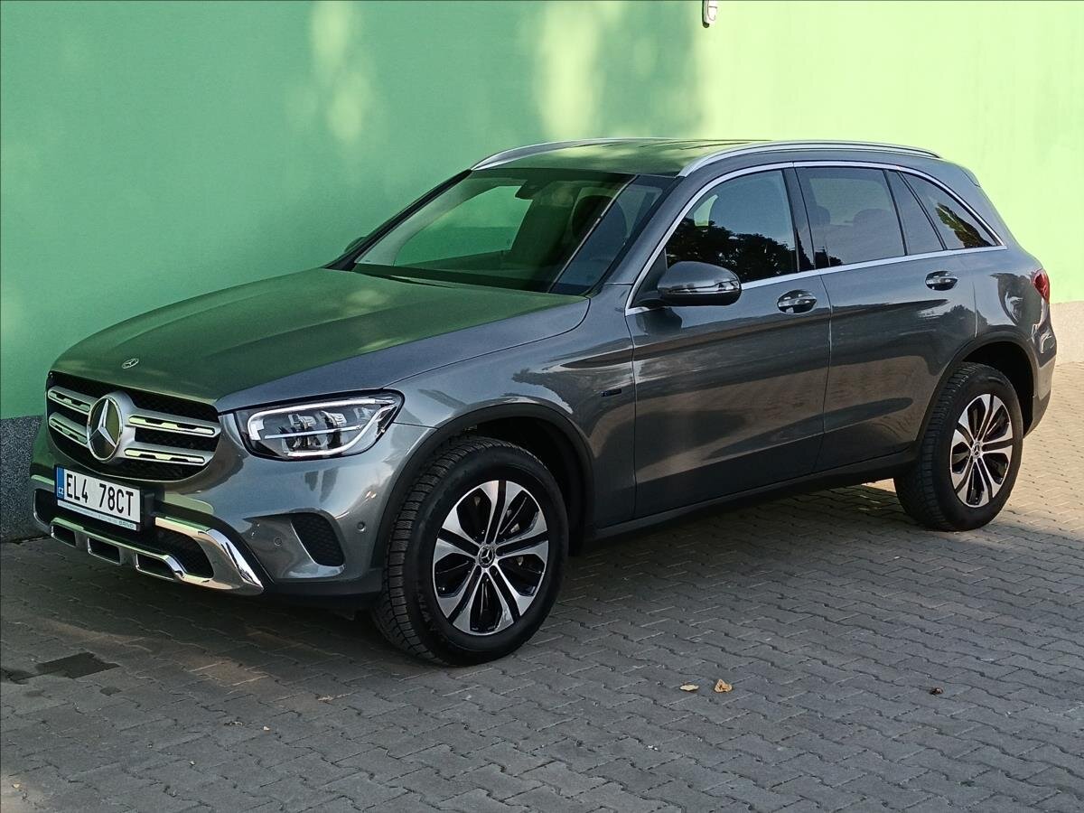 Mercedes-Benz GLC SUV 2,0 l 225 kw