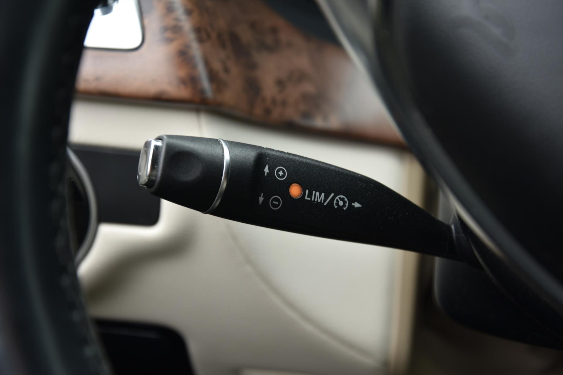 Mercedes-Benz CLS Sedan / Limuzína 3,0 l 195 kw