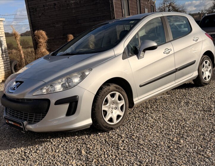 Peugeot 308 1