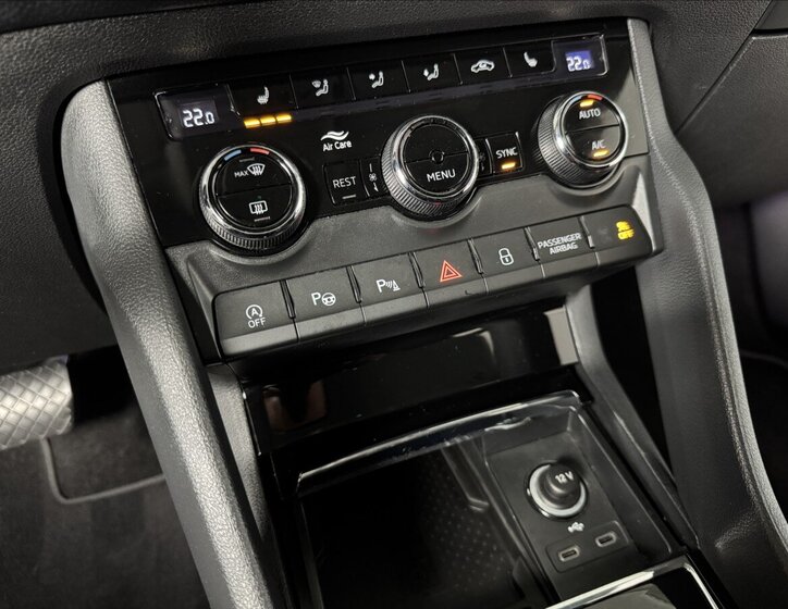 Škoda Kodiaq SUV / Terénní 1,5 l 110 kw