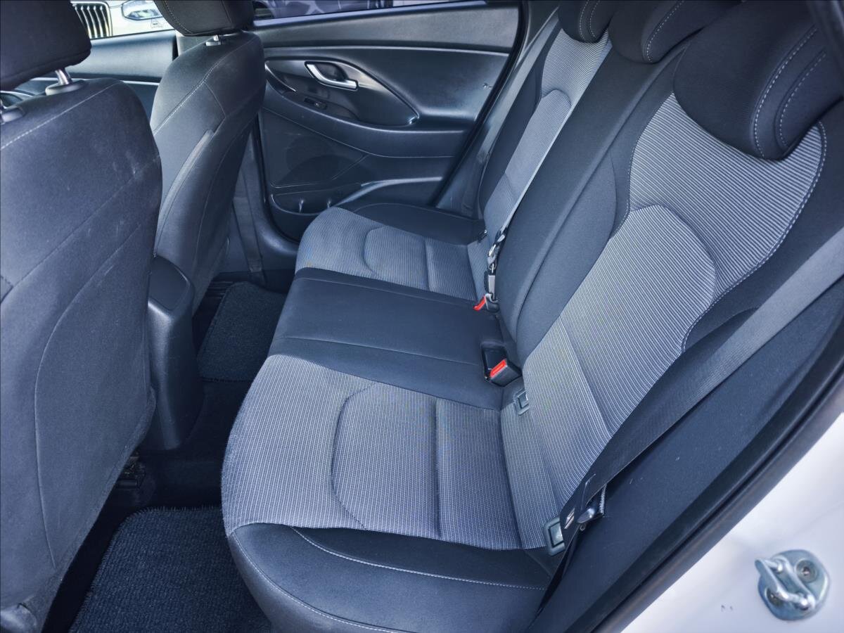 Hyundai i30 Kombi 998,0 88 kw