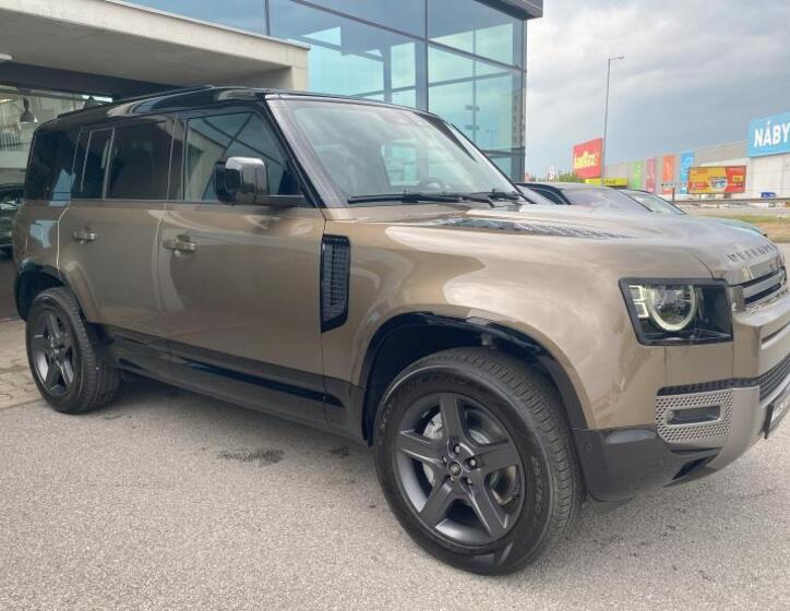 Land Rover Defender 8